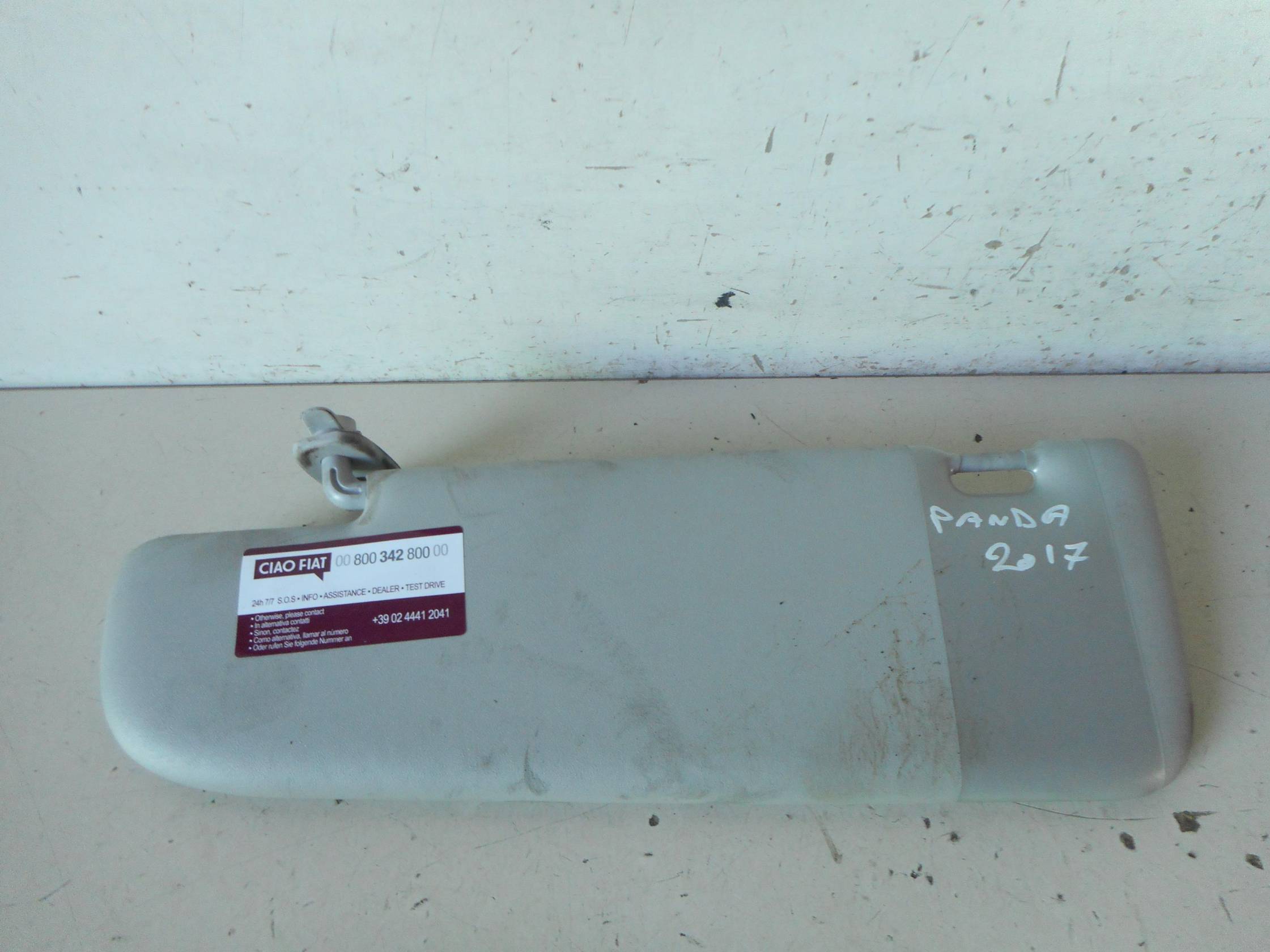 Aletta parasole parabrezza sx.